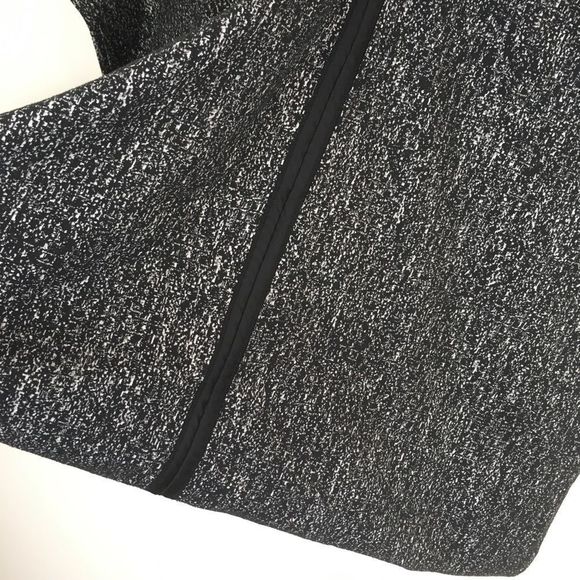 Lululemon Vinyasa Wrap Luon Jacquard Black White - Picture 5 of 7